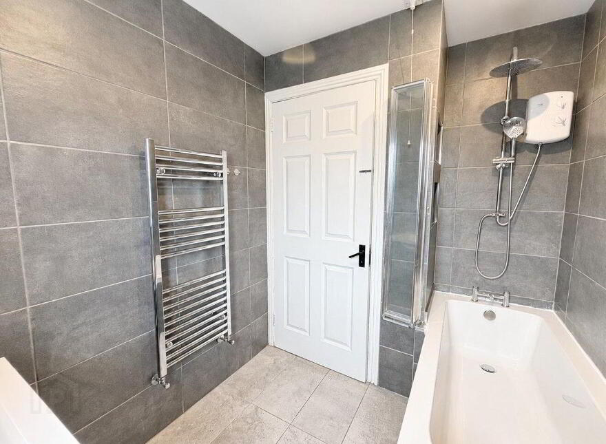 2 Meadow Springs, Clareview, Ennis Road, V94YNE6