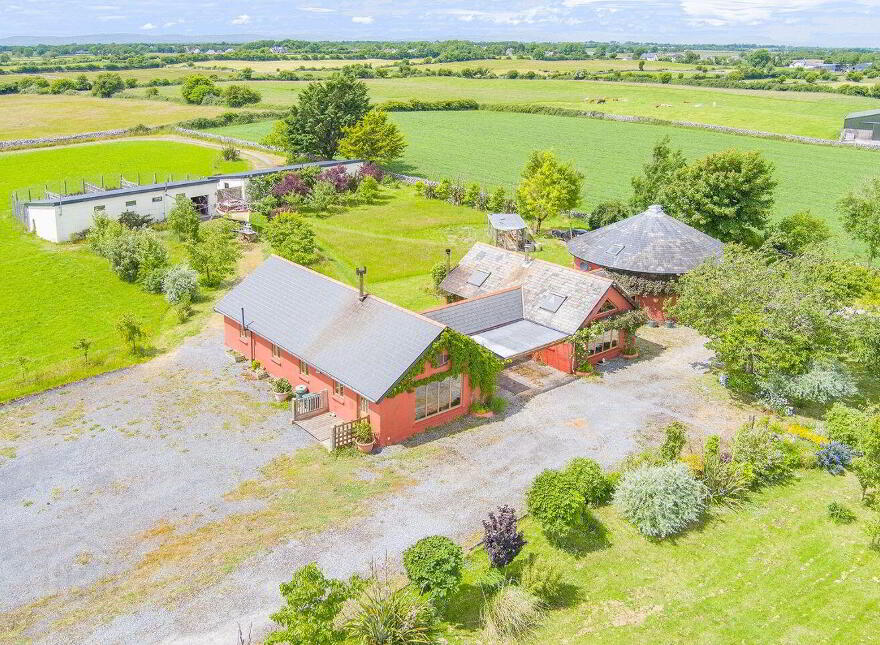 The Roundhouse, Corrandulla, H91K0HW
