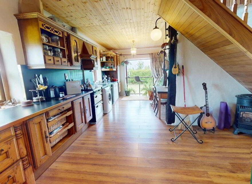 Feather Bed Cottage, Ballydonnellan, Corrandulla, H91E3EH
