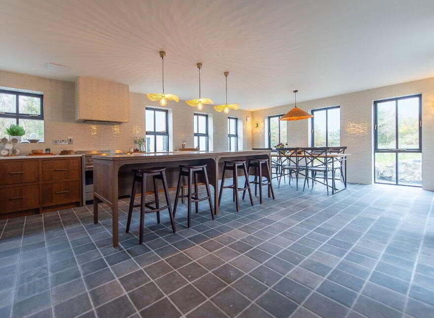 Seaview, Tawnagh East, Kinvara, H91VYY0
