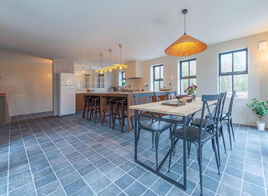 Seaview, Tawnagh East, Kinvara, H91VYY0