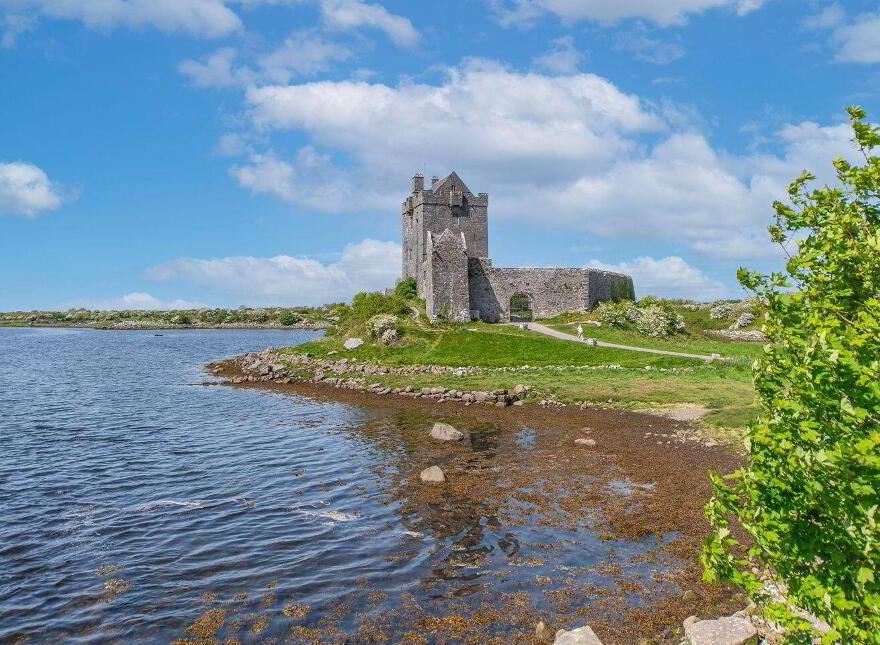 Seaview, Tawnagh East, Kinvara, H91VYY0