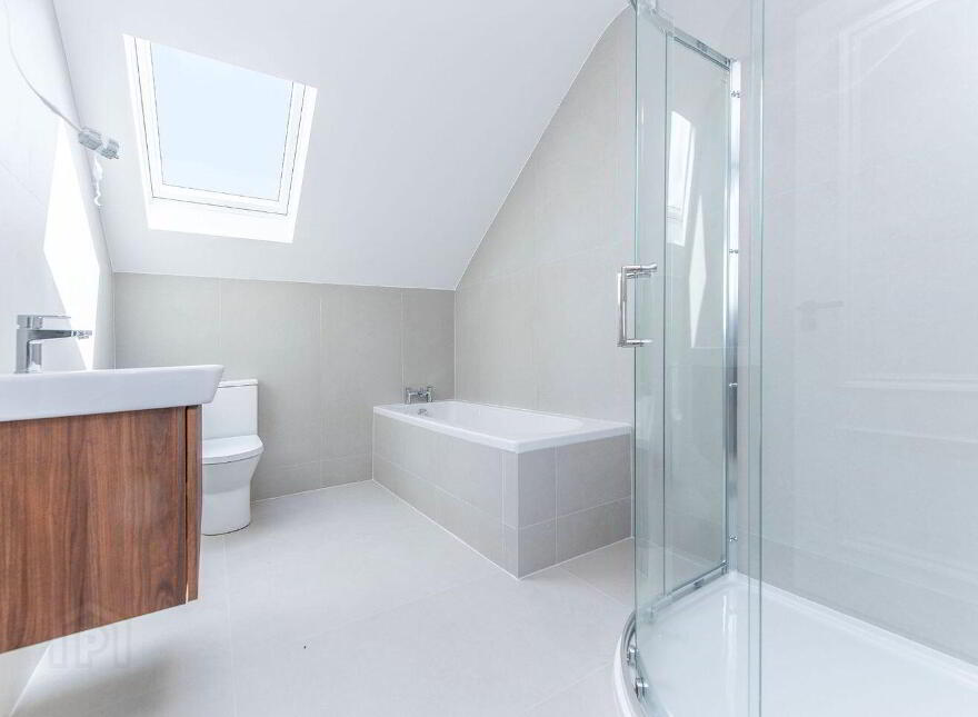 2 An Pairc Mor, Tuam Road, Tuam Road, H91858K