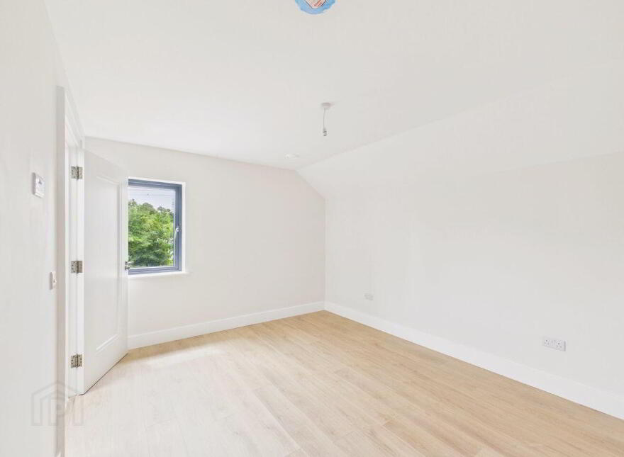4 An Pairc Mor, Castlegar, Castlegar, H91858K