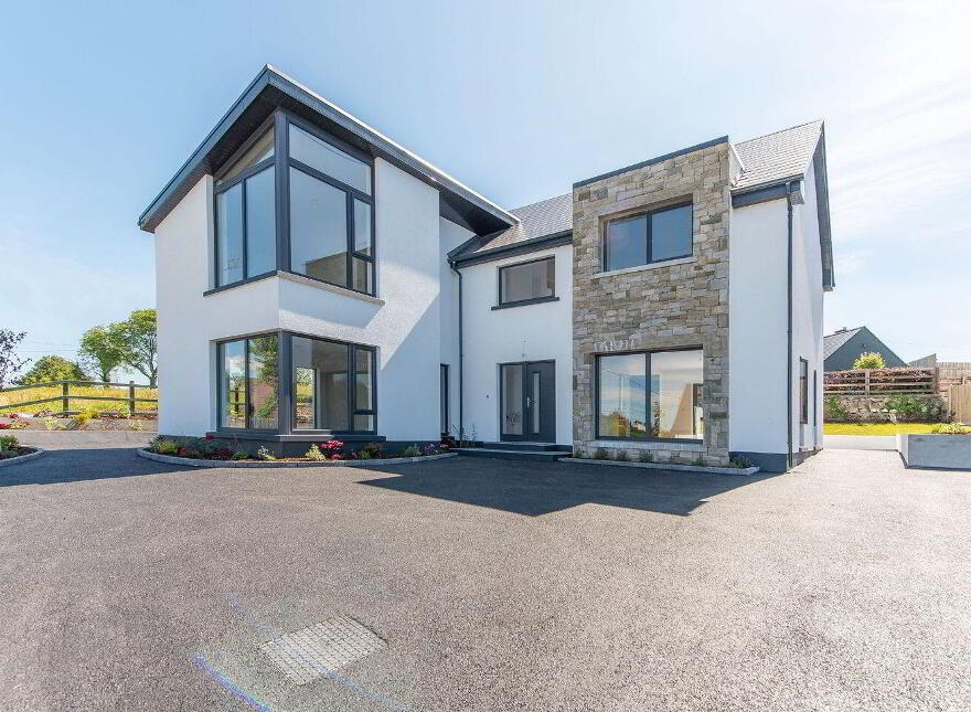 3 An Pairc Mor, Castlegar, Castlegar, H91858K