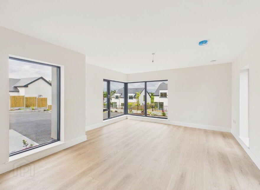 3 An Pairc Mor, Castlegar, Castlegar, H91858K