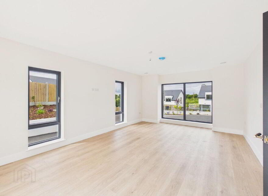 3 An Pairc Mor, Castlegar, Castlegar, H91858K