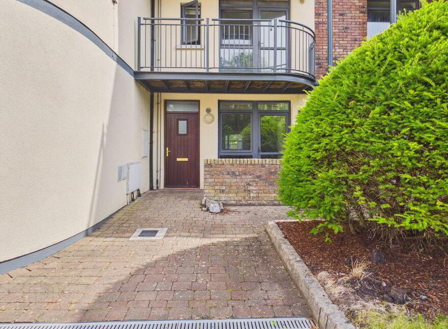 122 Coille Tire, Doughiska