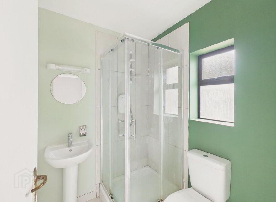 8a Coachmans, 40 Dominick Street Lower