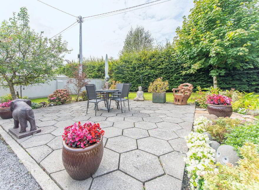 West, Winds, Raheen Road, Athenry, H65VX33