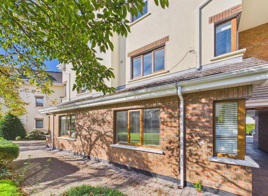 72 Riverdale, Oranmore, H91Y2Y3 photo