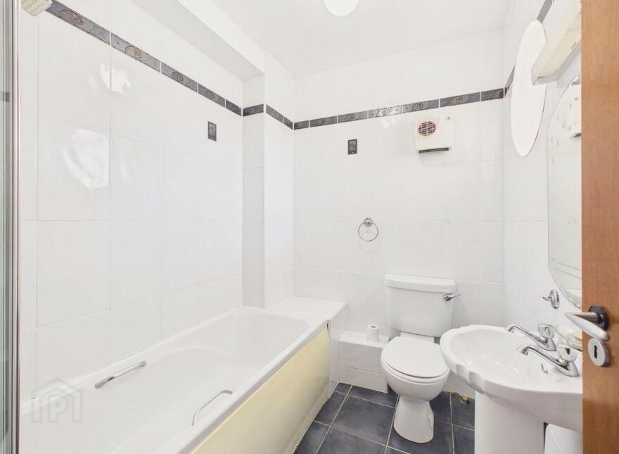 72 Riverdale, Oranmore, H91Y2Y3
