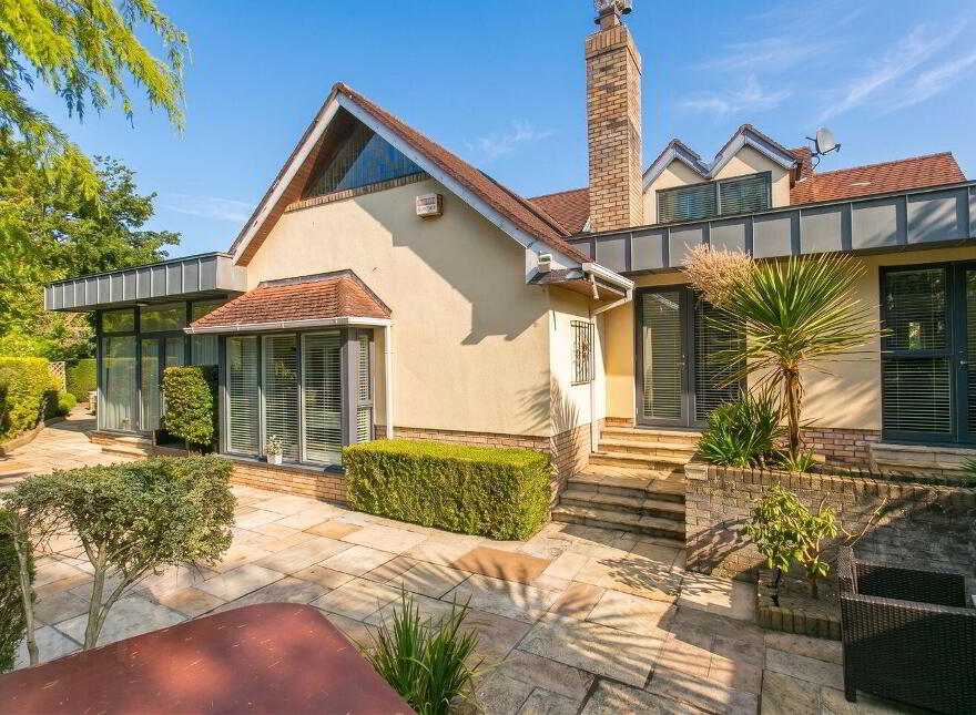 Woodend, The Birches, Torquay Road, Foxrock, Foxrock, D18R2R6
