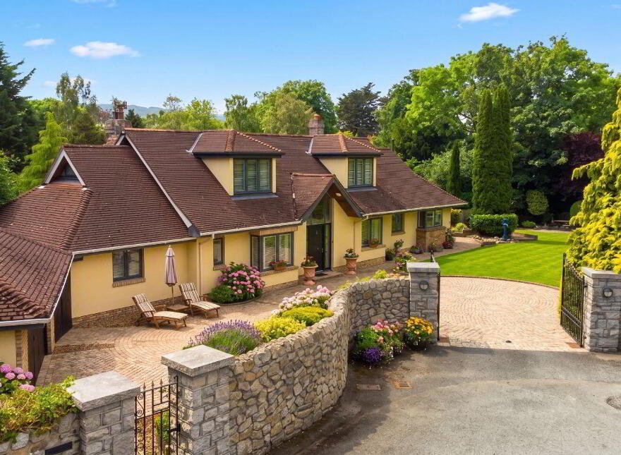 Woodend, The Birches, Torquay Road, Foxrock, Foxrock, D18R2R6
