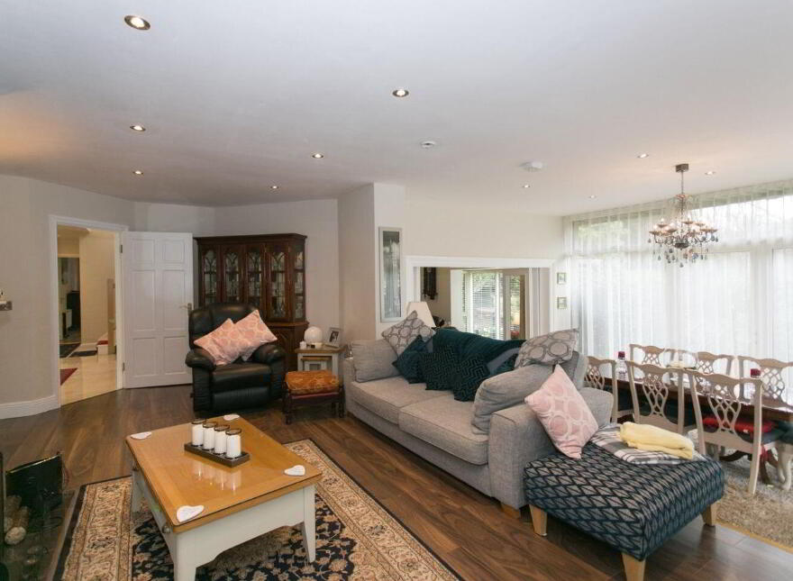 Woodend, The Birches, Torquay Road, Foxrock, Foxrock, D18R2R6