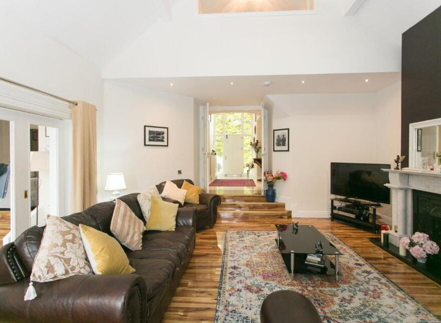 Woodend, The Birches, Torquay Road, Foxrock, Foxrock, D18R2R6