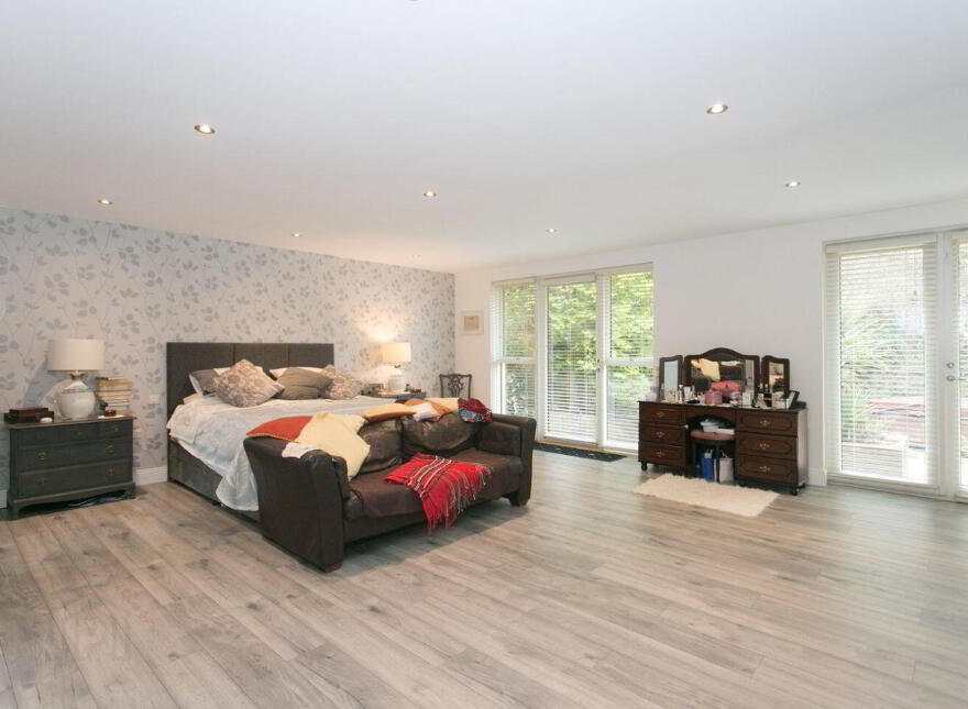 Woodend, The Birches, Torquay Road, Foxrock, Foxrock, D18R2R6