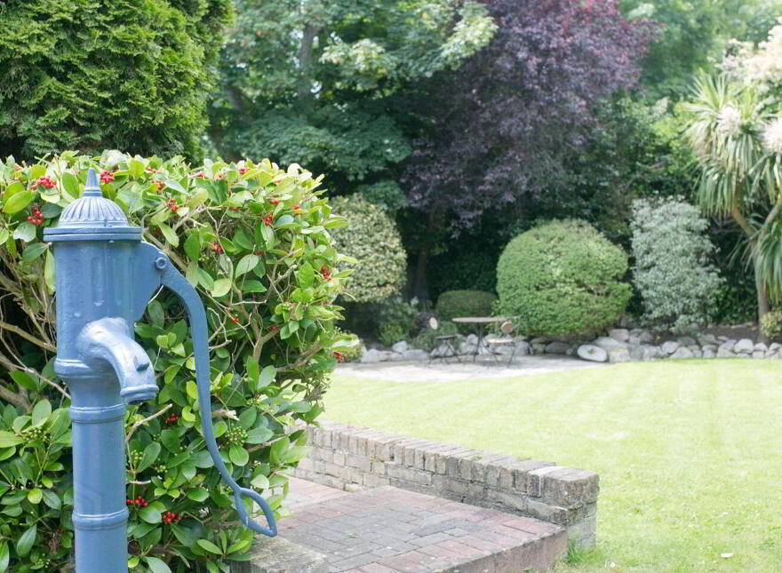 Woodend, The Birches, Torquay Road, Foxrock, Foxrock, D18R2R6