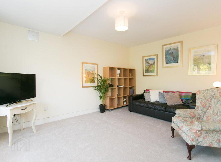 8 Kelston Park, Foxrock, Foxrock, D18YT93