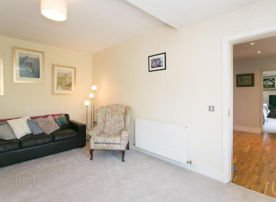 8 Kelston Park, Foxrock, Foxrock, D18YT93