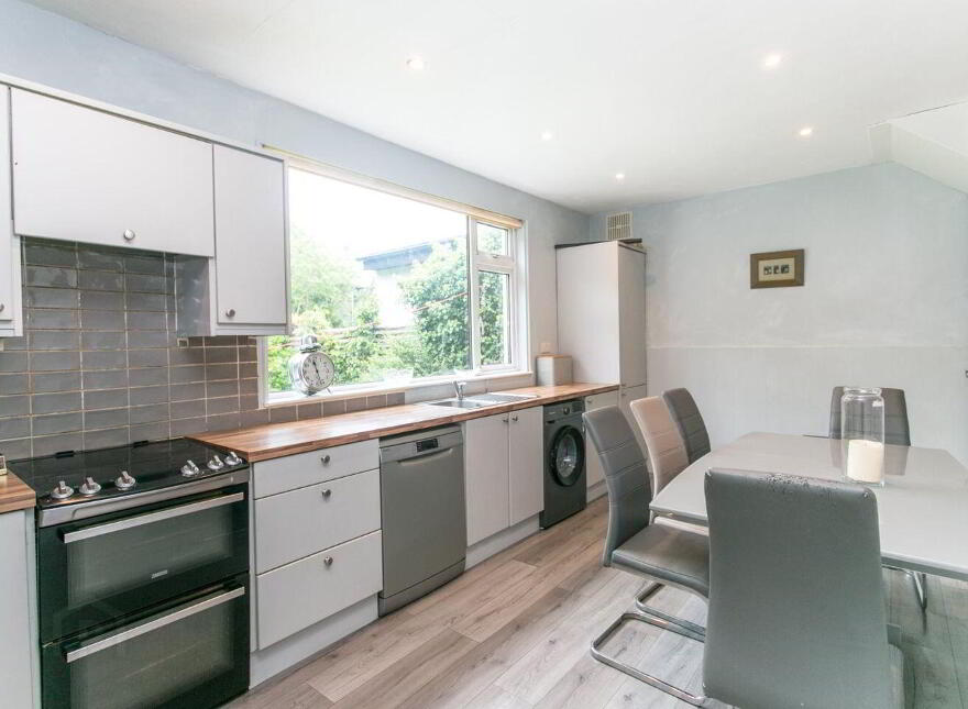 12 Leopardstown Gardens, Stillorgan, A94W983