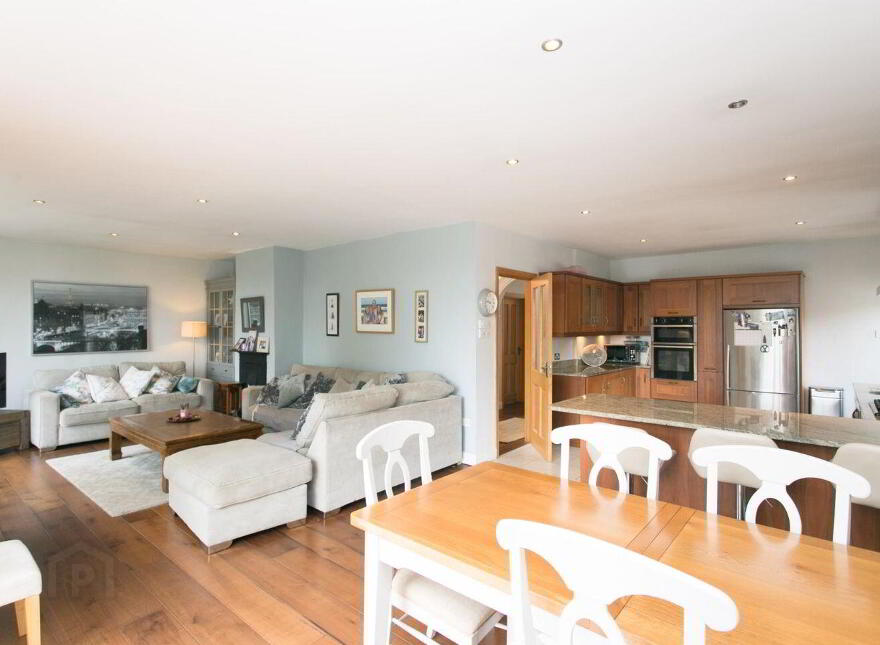 4 Wilson Road, Mount Merrion, A94Y6F4