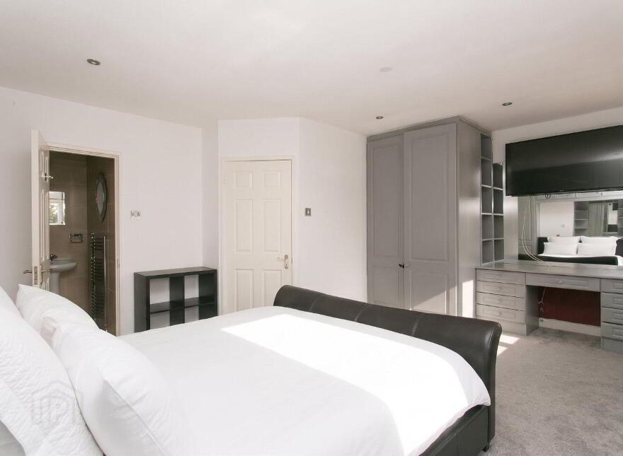 22 Sandyford Hall Place, Sandyford, Dubin 18, Sandyford, D18E2A2