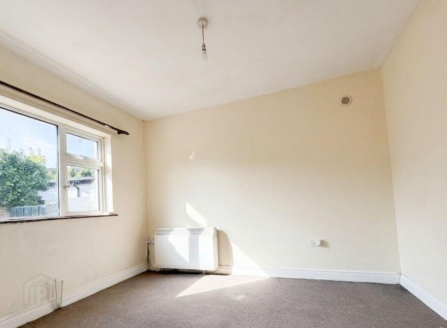 Teach Sean Thomáis, Langton Road, Newbridge, W12WP26