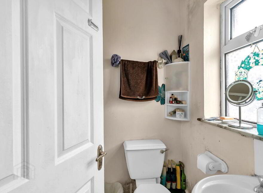 Teach Sean Thomáis, Langton Road, Newbridge, W12WP26