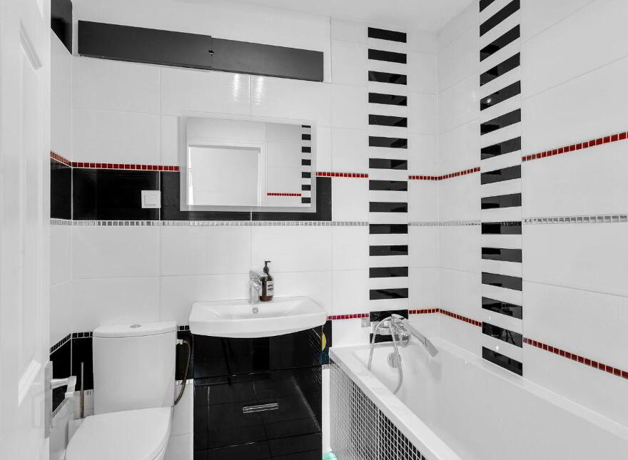 Apartment, 22 Millbank Square, Sallins, W91FN40