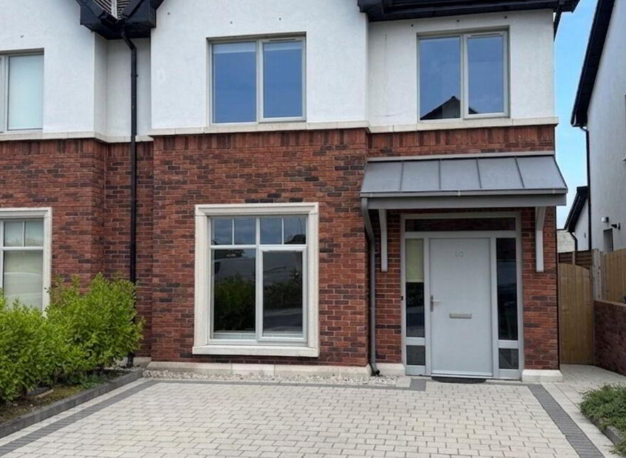 30 The Arches, Castle Farm, Naas, W91TF8C photo