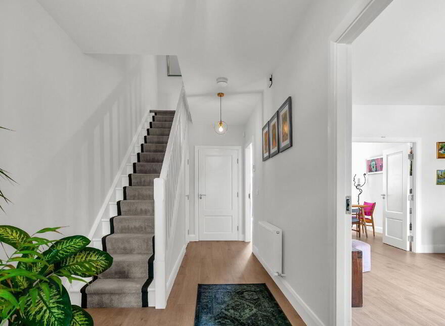 92 Oak Glade, Blessington Road, Naas, W91WP4V