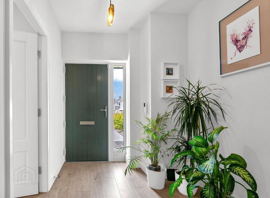 92 Oak Glade, Blessington Road, Naas, W91WP4V