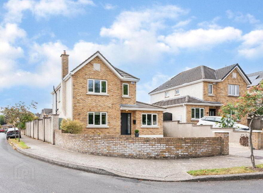 23 The Elms, Newbridge, W12TW20