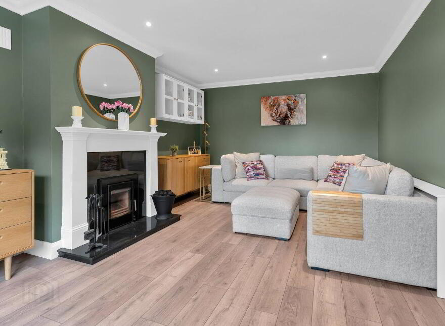 23 The Elms, Newbridge, W12TW20