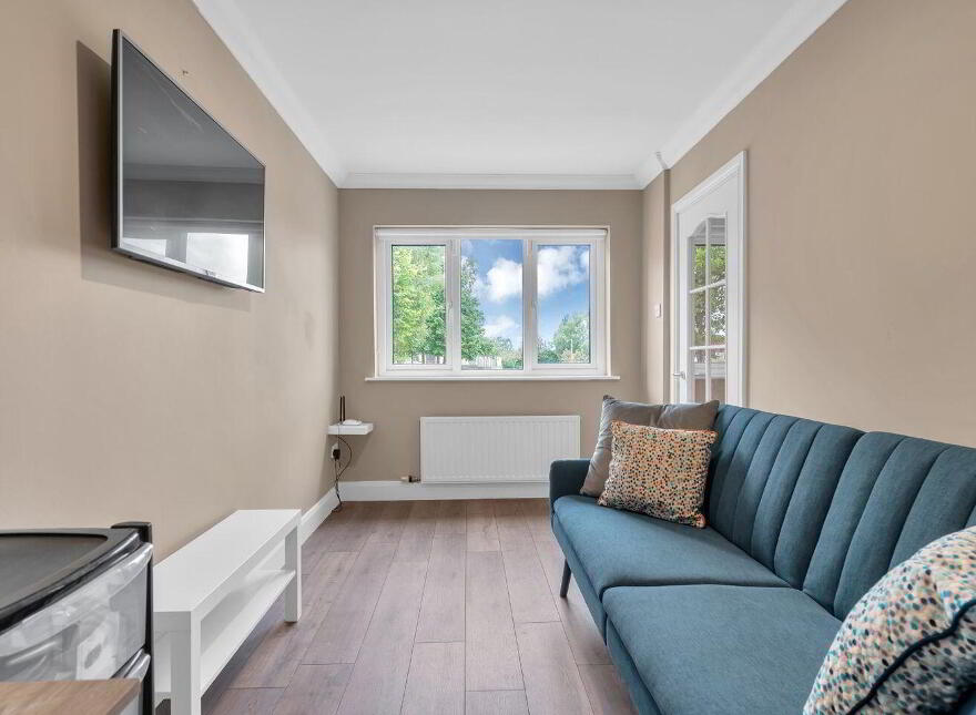 23 The Elms, Newbridge, W12TW20