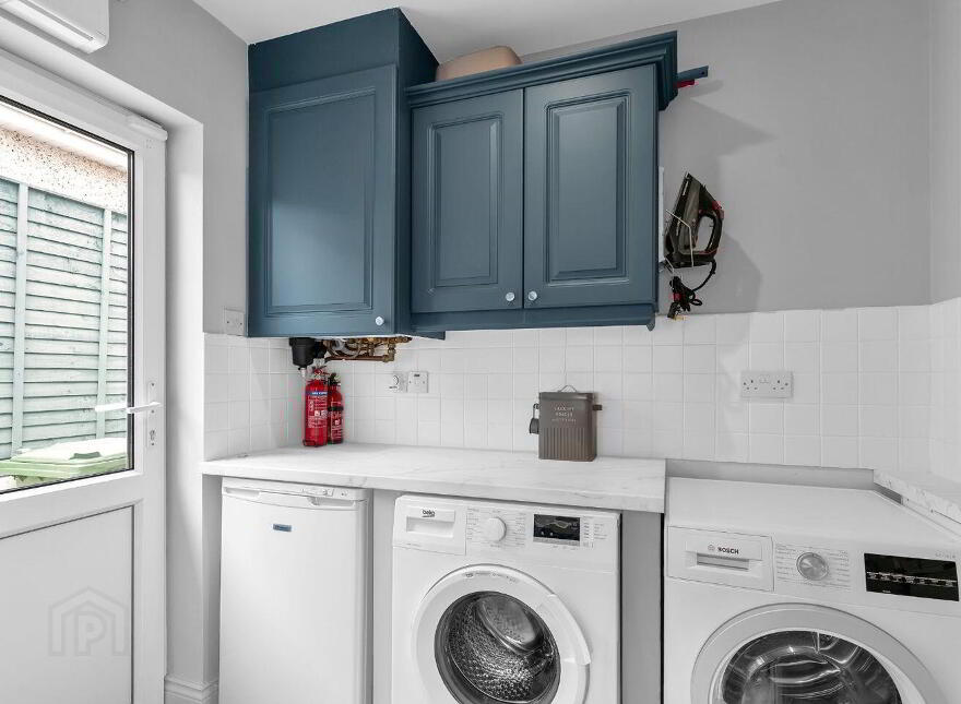 23 The Elms, Newbridge, W12TW20
