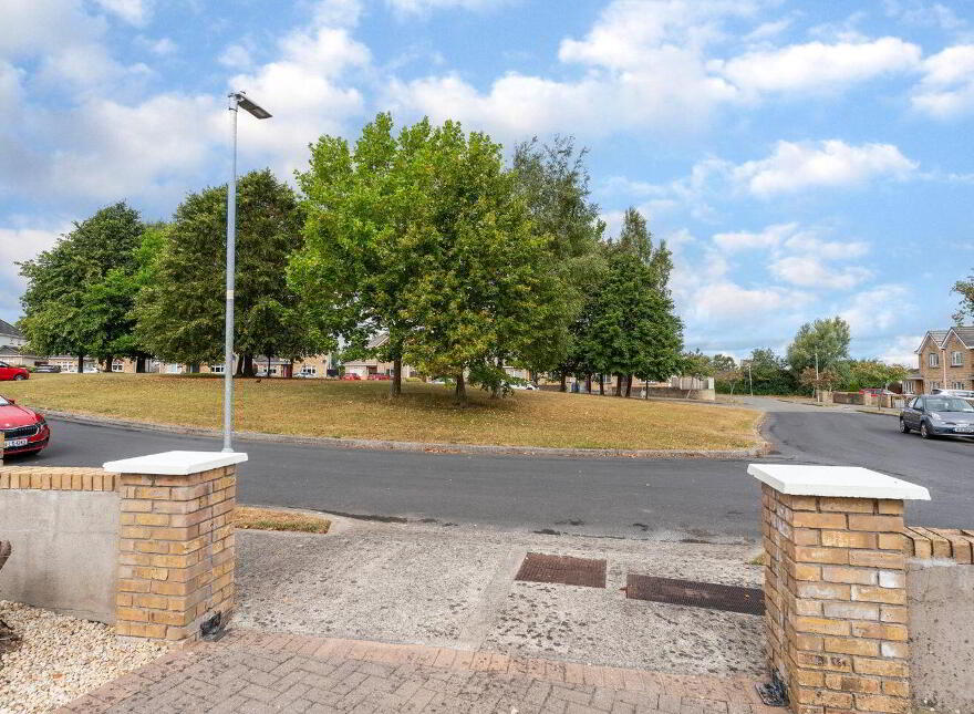 23 The Elms, Newbridge, W12TW20