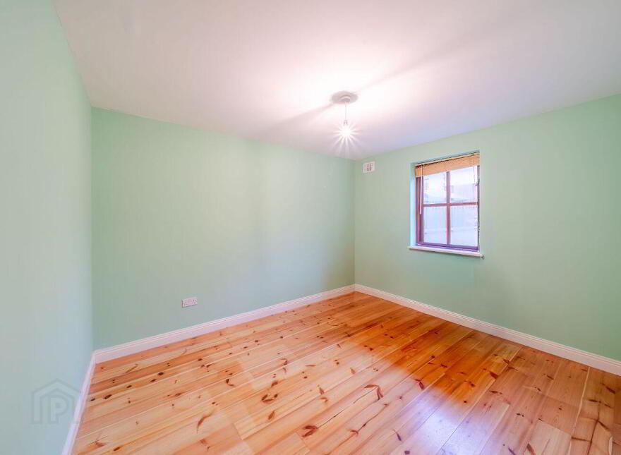 Belass, Foxford, F26E300