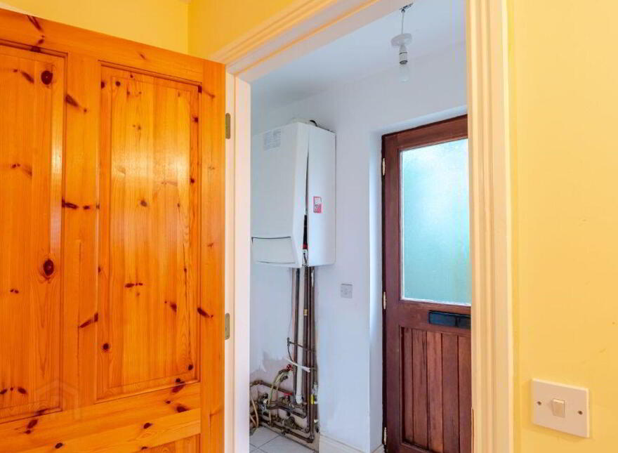 Belass, Foxford, F26E300