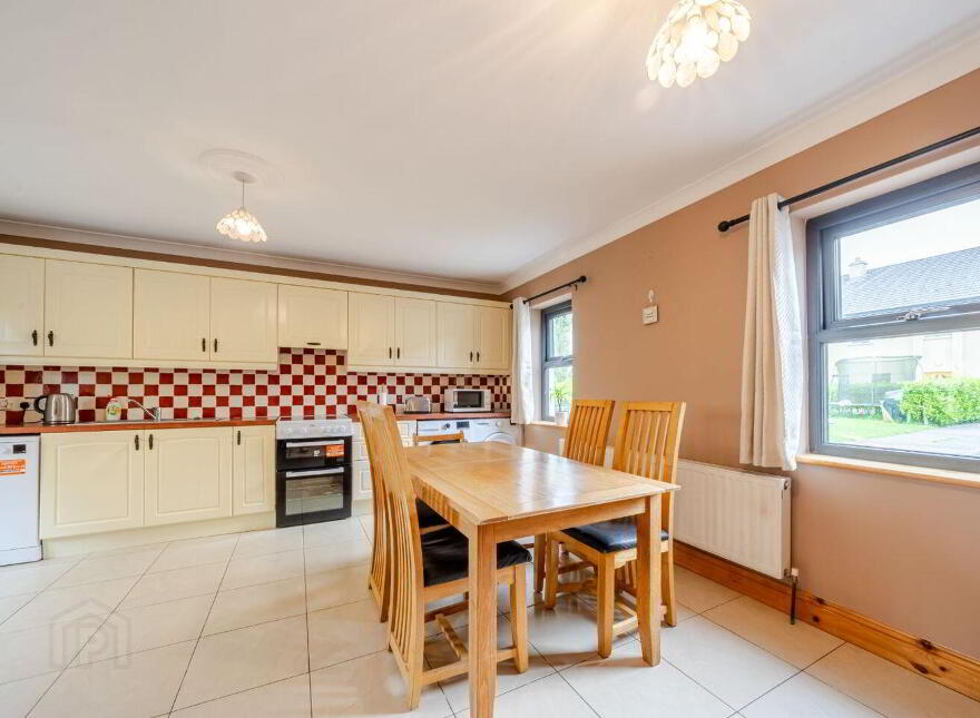 6 Elm Gardens, Balla, F23YC64