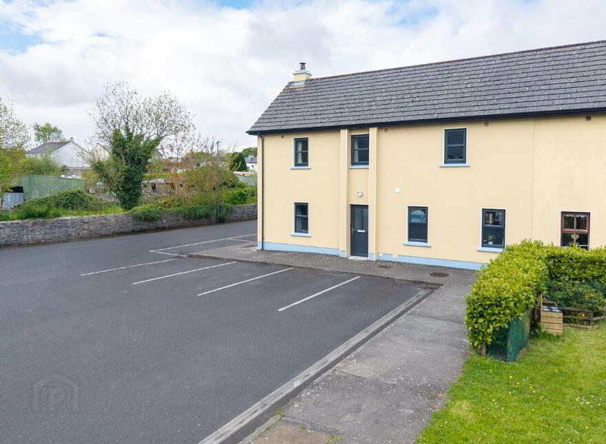 6 Elm Gardens, Balla, F23YC64