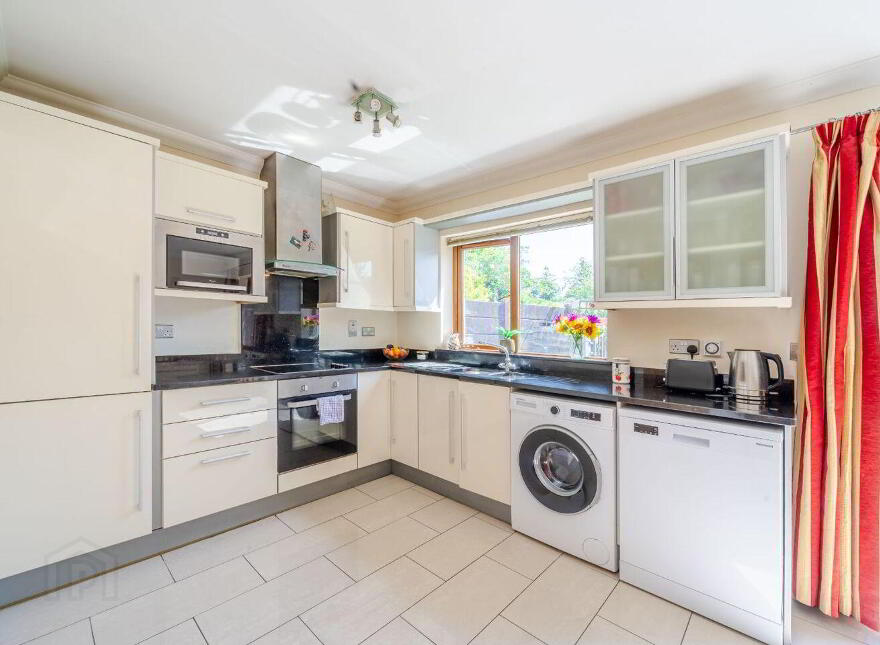 50 Dunbeag, Newport Road, Castlebar, F23PX72