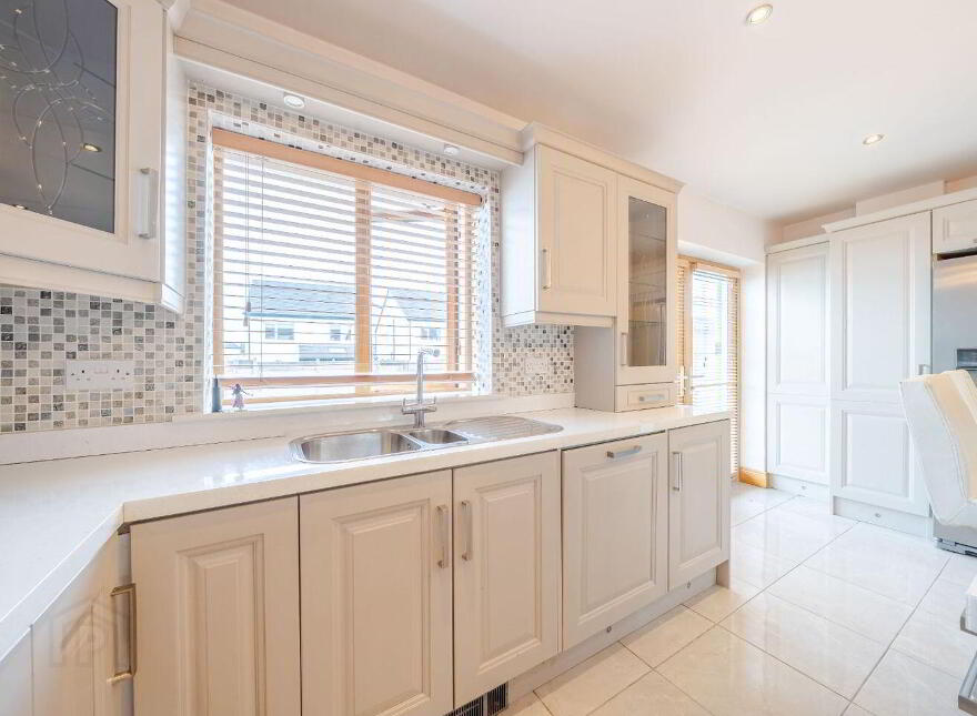 Carrabeag, Newport Road, Castlebar, F23HK35