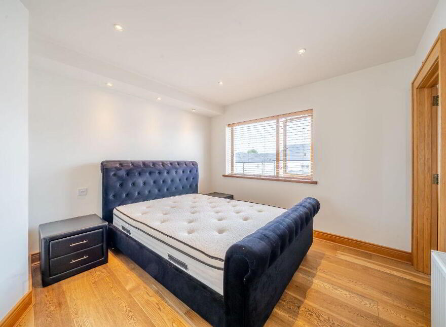 Carrabeag, Newport Road, Castlebar, F23HK35