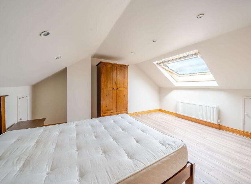 Carrabeag, Newport Road, Castlebar, F23HK35
