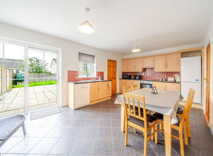 9 White Horse Lane, Turlough Road, Castlebar, F23HV21