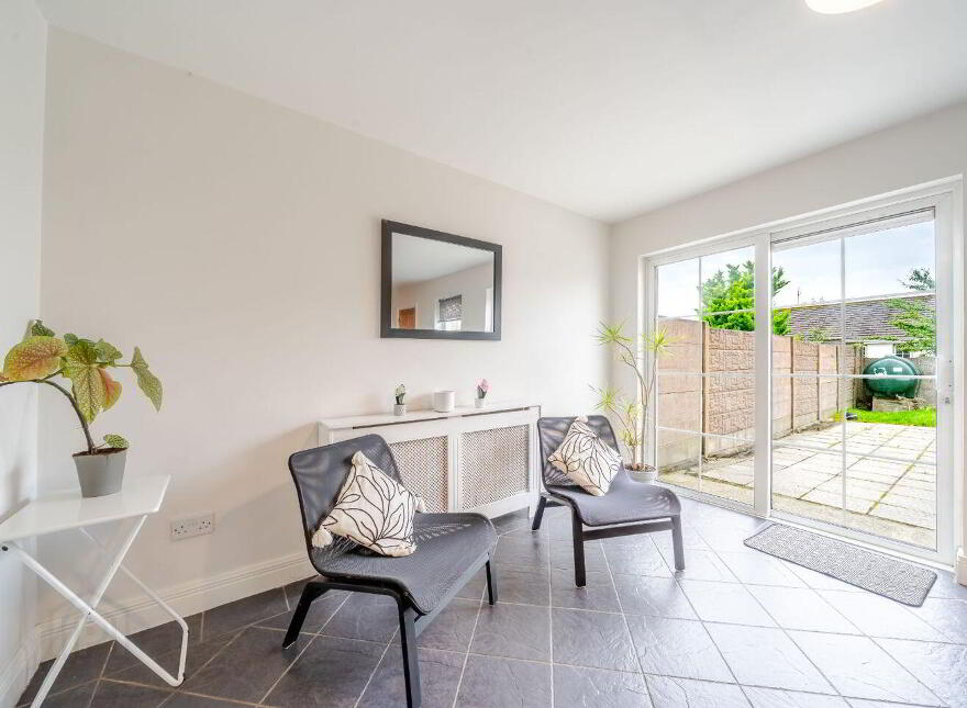 9 White Horse Lane, Turlough Road, Castlebar, F23HV21