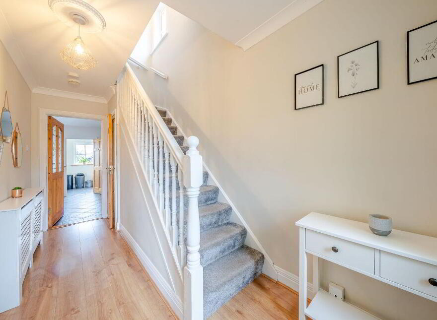 9 White Horse Lane, Turlough Road, Castlebar, F23HV21