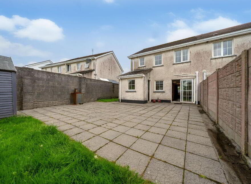 9 White Horse Lane, Turlough Road, Castlebar, F23HV21